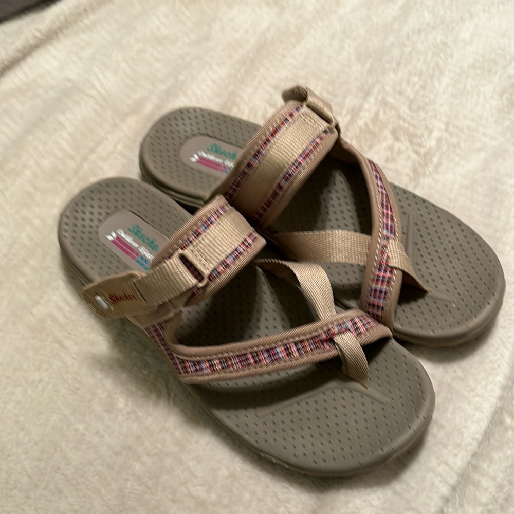 Women’s Skechers “Outdoor Lifestyle” sandals size 8. Worn twice.